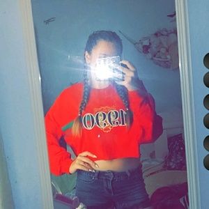 Meet your Posher, Elise